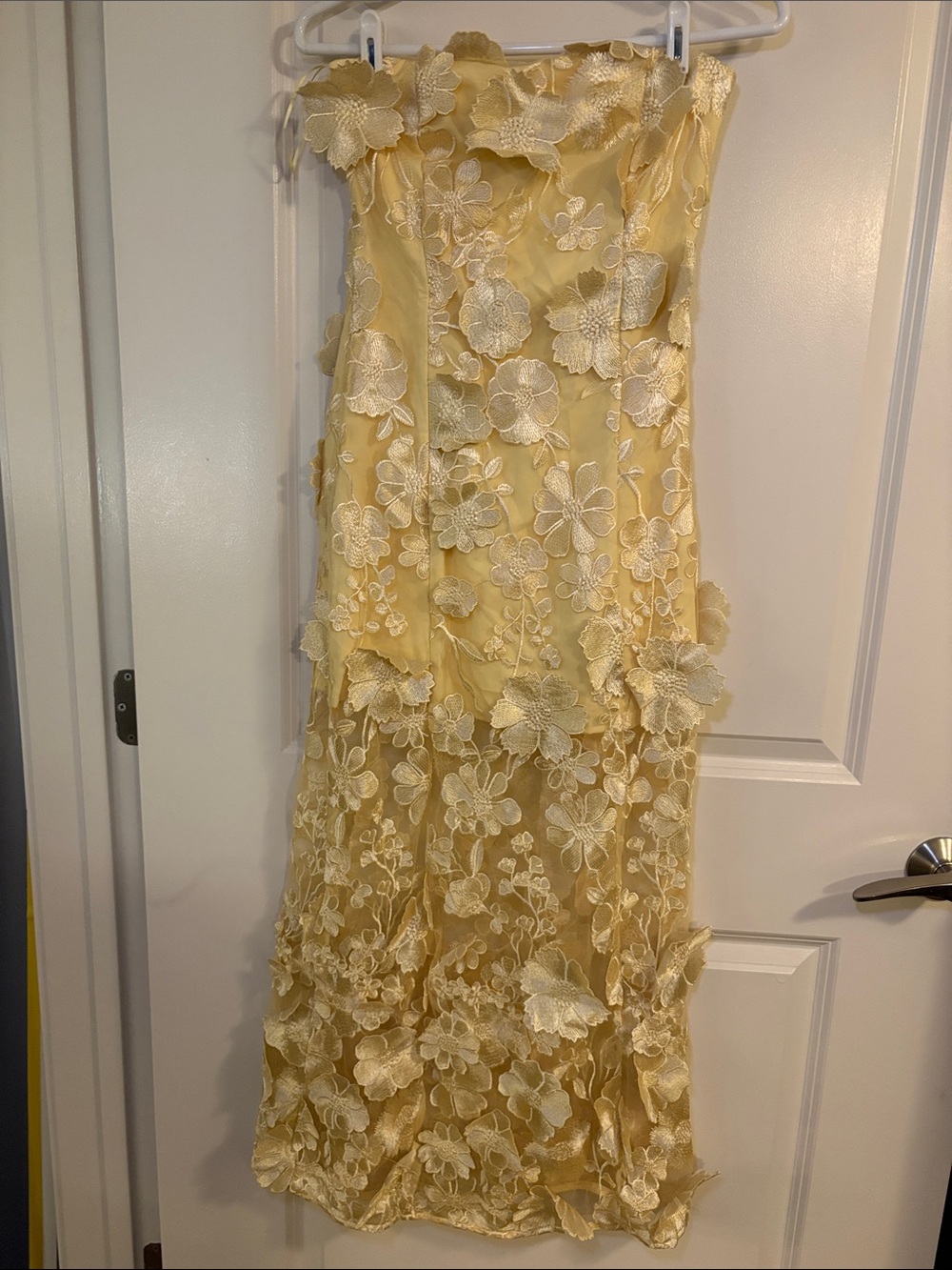 Endless Rose Yellow Floral Appliqué Formal Dress